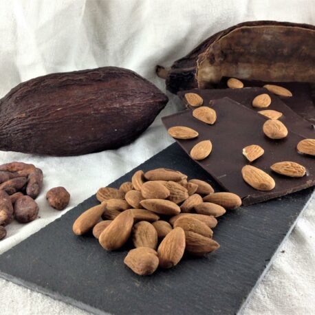 Le chocolat bio 75% cacao amandes en vrac