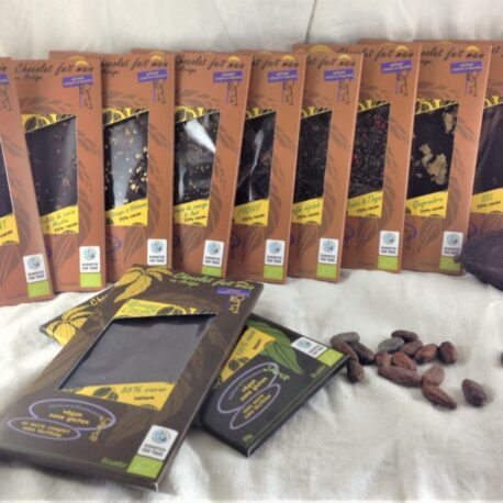 Assortiment des 12 tablettes de chocolat bio